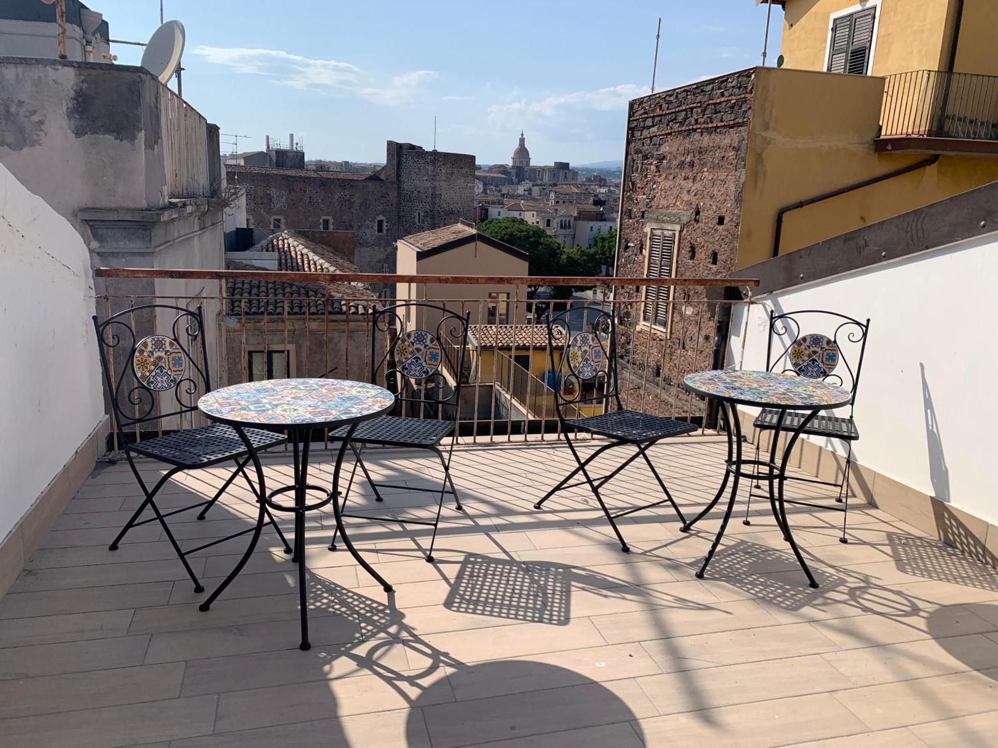 Ursino Castle Terrace Residence Aeroporto di Catania Fontana Rossa Esterno foto